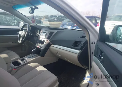 2013 Subaru Legacy 2.5I Premium z USA, uszkodzony, nr VIN 4S3BMCC65D3007626